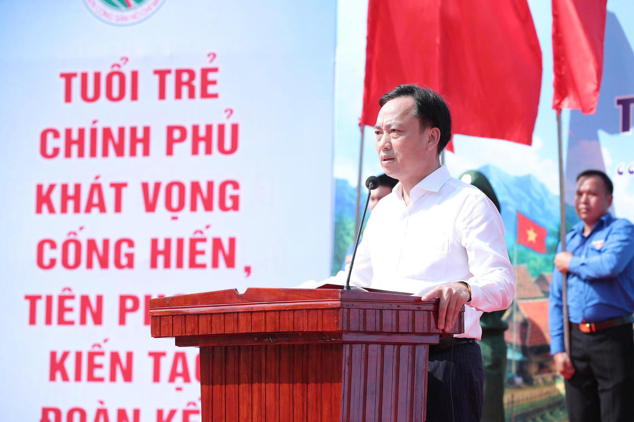 Ph&oacute; B&iacute; thư Đảng ủy Ch&iacute;nh phủ Lại Xu&acirc;n L&acirc;m ph&aacute;t biểu