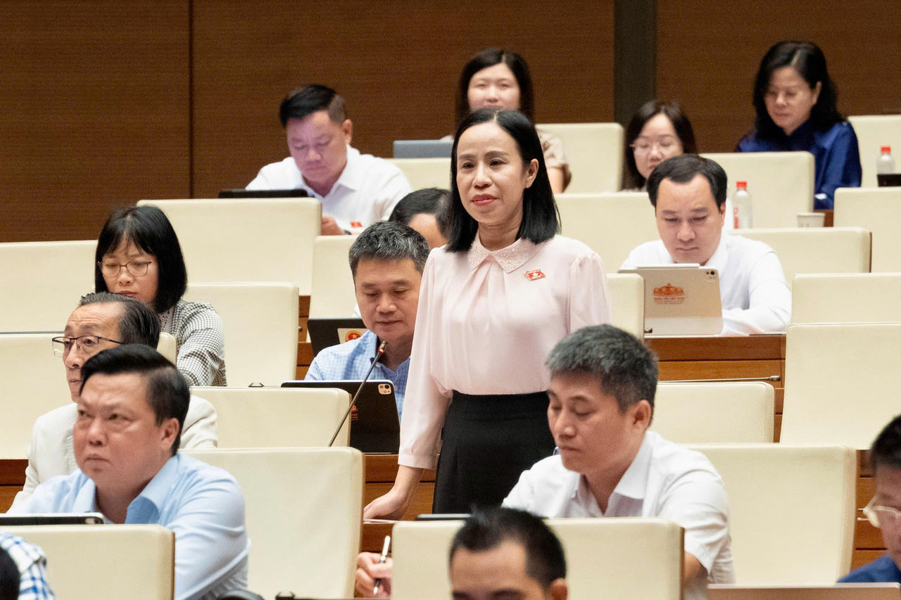 Đại biểu V&otilde; Ngọc Thanh Tr&uacute;c.