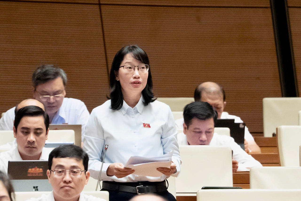 Đại biểu Trần Thị Diệu Th&uacute;y.