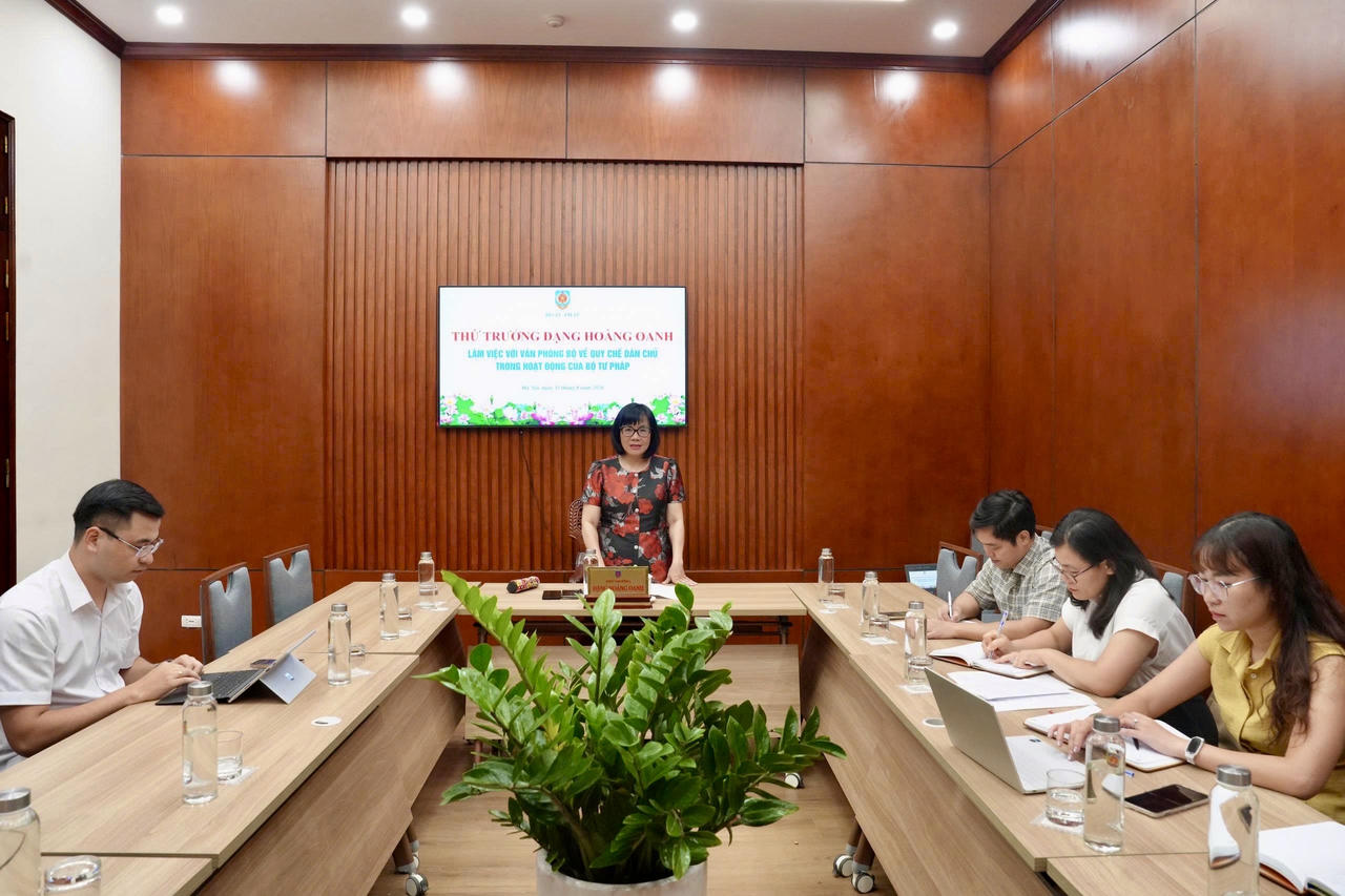 Ho&agrave;n thiện Quy chế d&acirc;n chủ trong hoạt động của Bộ Tư ph&aacute;p