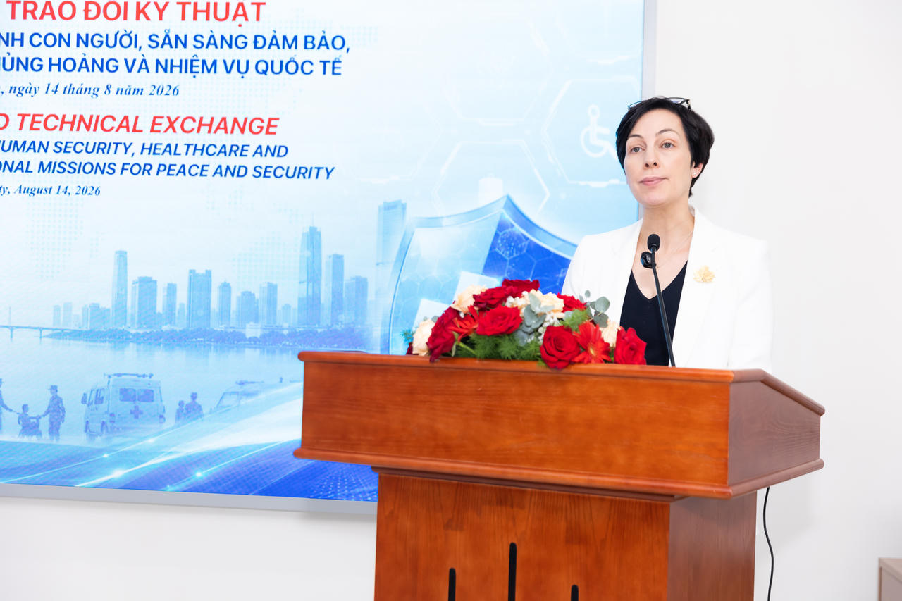 B&agrave; Annie Dub&eacute;, Tổng L&atilde;nh sự Canada tại Th&agrave;nh phố Hồ Ch&iacute; Minh