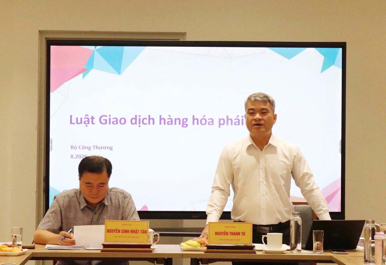 Thứ trưởng Bộ Tư ph&aacute;p Nguyễn Thanh T&uacute;.