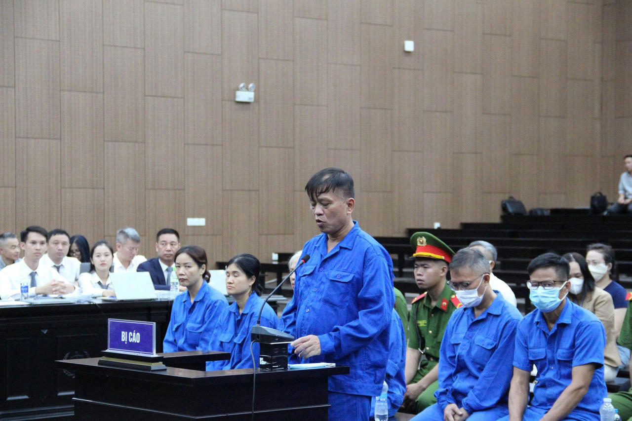 C&aacute;c bị c&aacute;o tại t&ograve;a. Ảnh: M.H