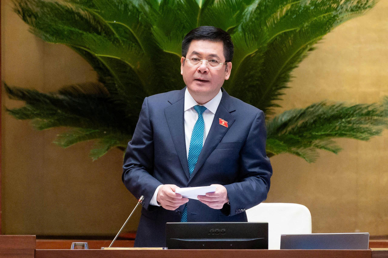 Ph&oacute; Chủ tịch Quốc hội Nguyễn Hồng Di&ecirc;n.