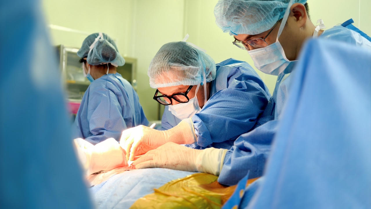 TS.BS Nguyễn Xu&acirc;n H&ograve;a &ndash; Ph&oacute; Gi&aacute;m đốc Trung t&acirc;m Phẫu thuật Ti&ecirc;u h&oacute;a v&agrave; Bệnh l&yacute; S&agrave;n chậu
