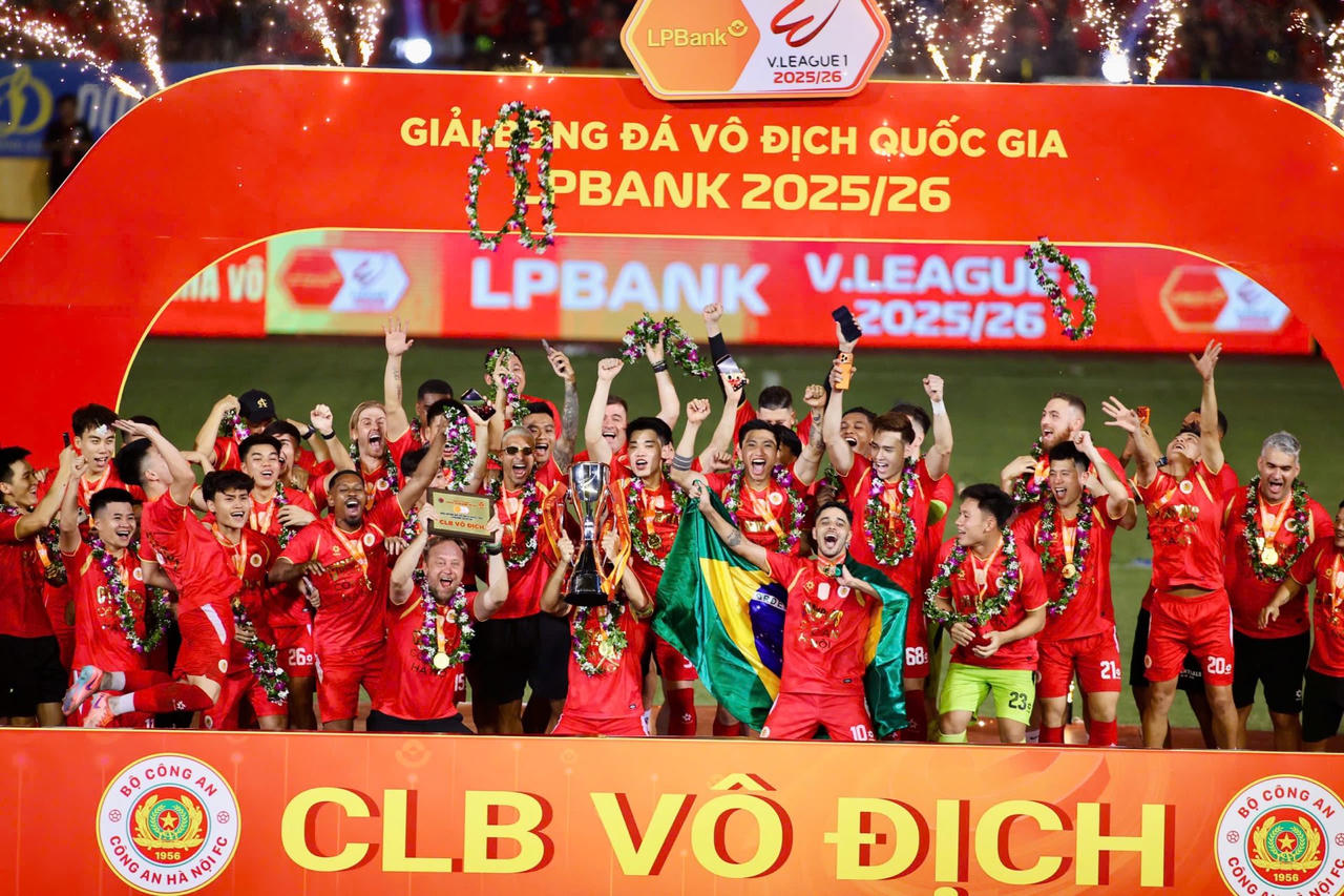 CLB C&ocirc;ng an H&agrave; Nội l&agrave; nh&agrave; đương kim v&ocirc; địch V.League 2025/26 (Ảnh VPF)