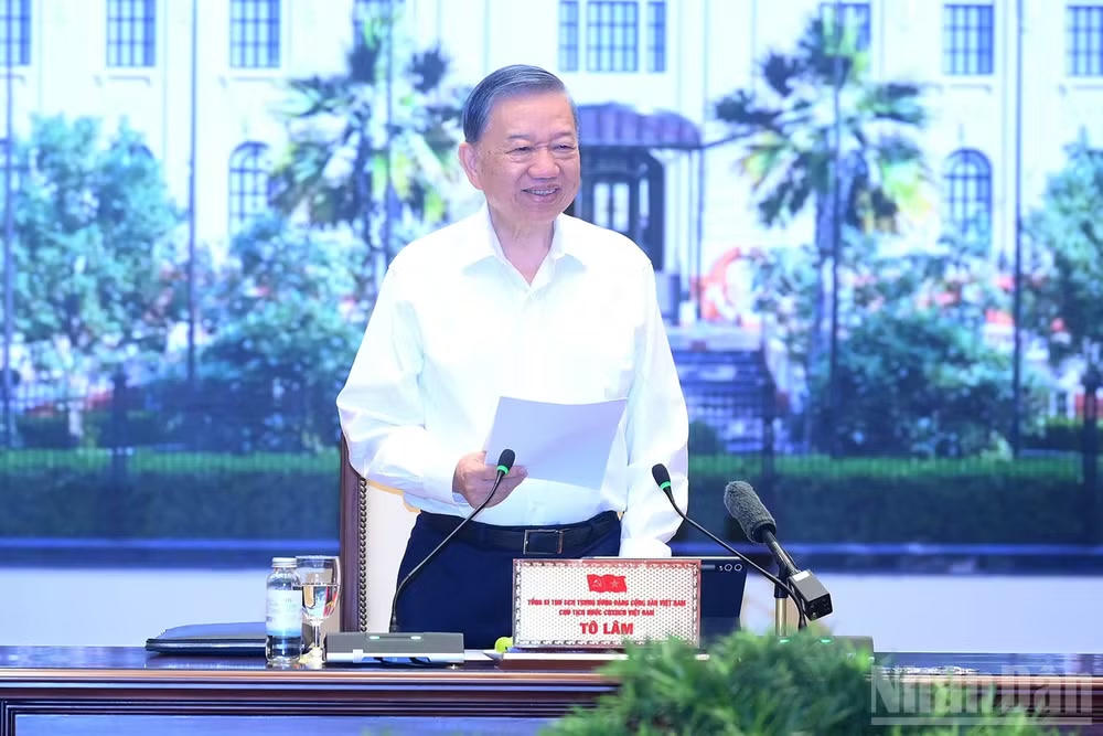 Tổng B&iacute; thư, Chủ tịch nước T&ocirc; L&acirc;m ph&aacute;t biểu tại cuộc l&agrave;m việc. Ảnh: nhandan.vn