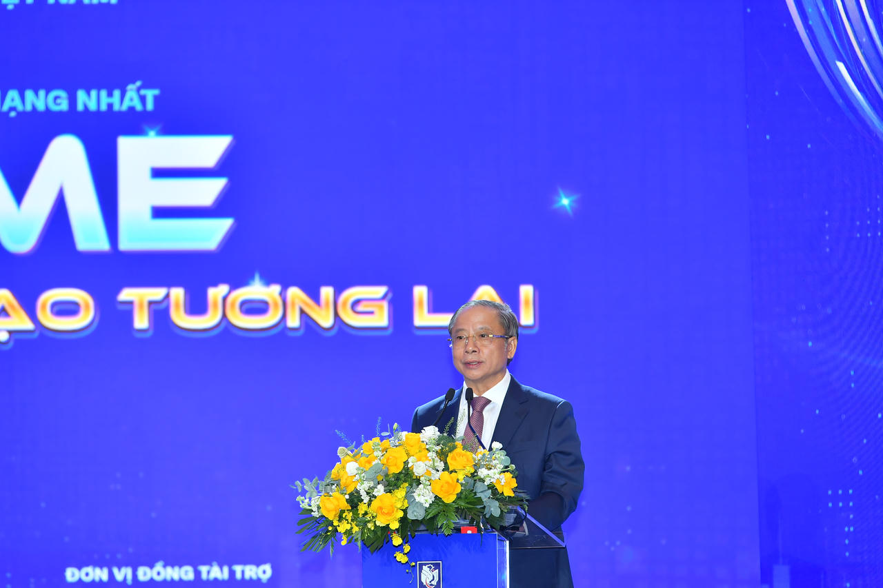 Chủ tịch VINASME Nguyễn Văn Th&acirc;n ph&aacute;t biểu tại buổi lễ.