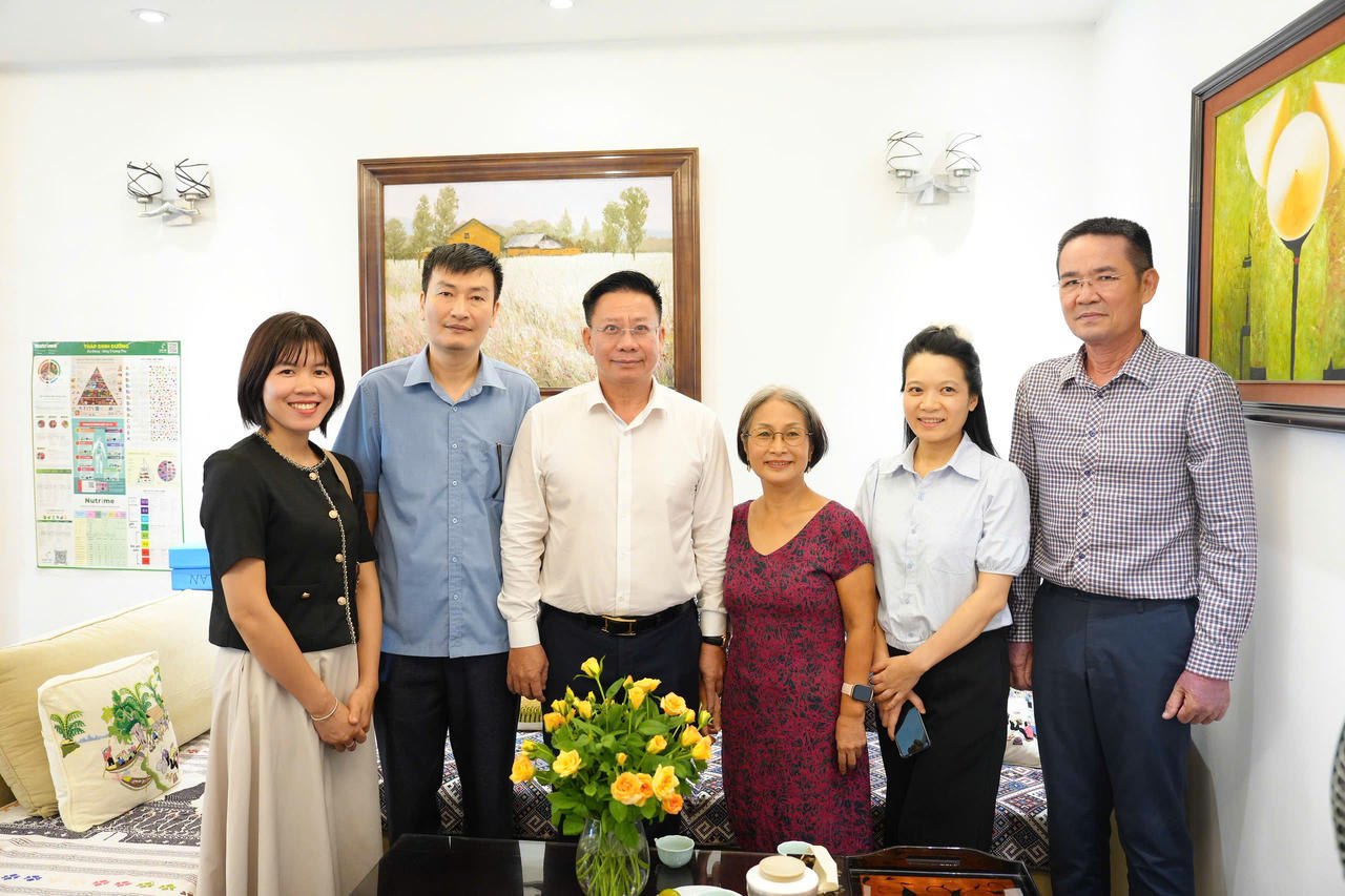 Lãnh đạo Bộ Tư pháp thăm nguyên lãnh đạo Bộ qua các thời kỳ