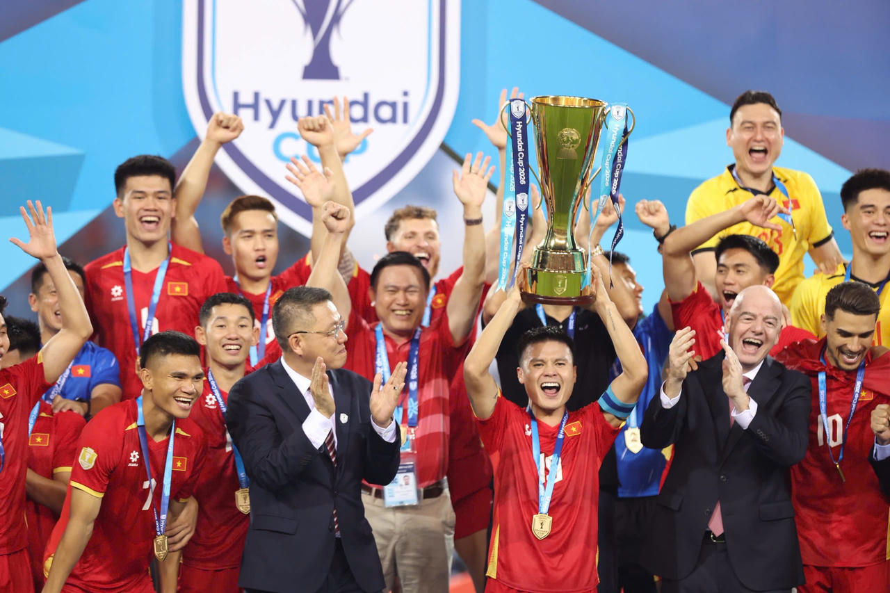 Quang Hải trở th&agrave;nh tuyển thủ Việt Nam đầu ti&ecirc;n c&oacute; 3 lần gi&agrave;nh chức v&ocirc; địch ASEAN Cup. (Ảnh: Thanh Xu&acirc;n)
