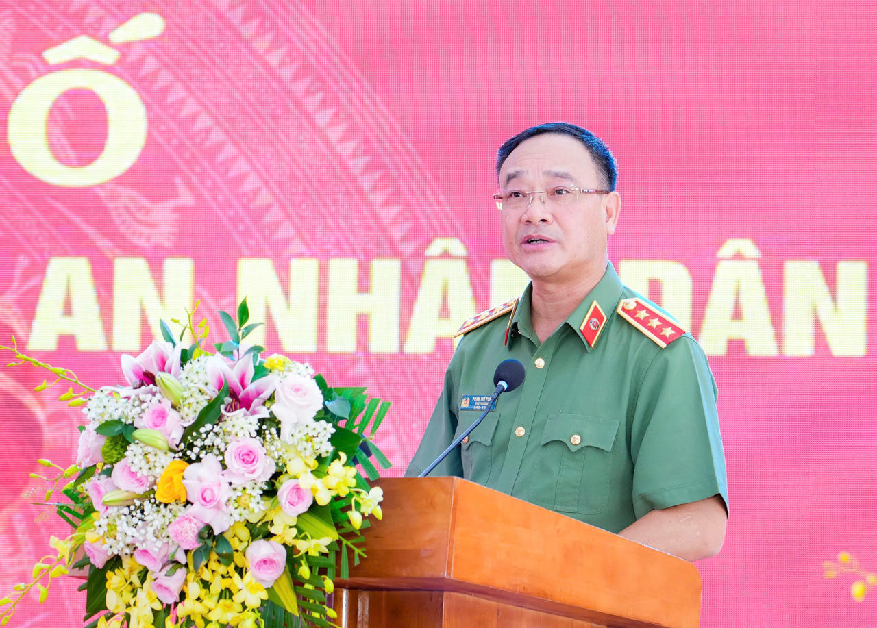 Thượng tướng Phạm Thế T&ugrave;ng - Thứ trưởng Bộ C&ocirc;ng an ph&aacute;t biểu tại Lễ c&ocirc;ng bố th&agrave;nh lập Trường Văn ho&aacute; CAND VI (ảnh C&ocirc;ng an cung cấp)