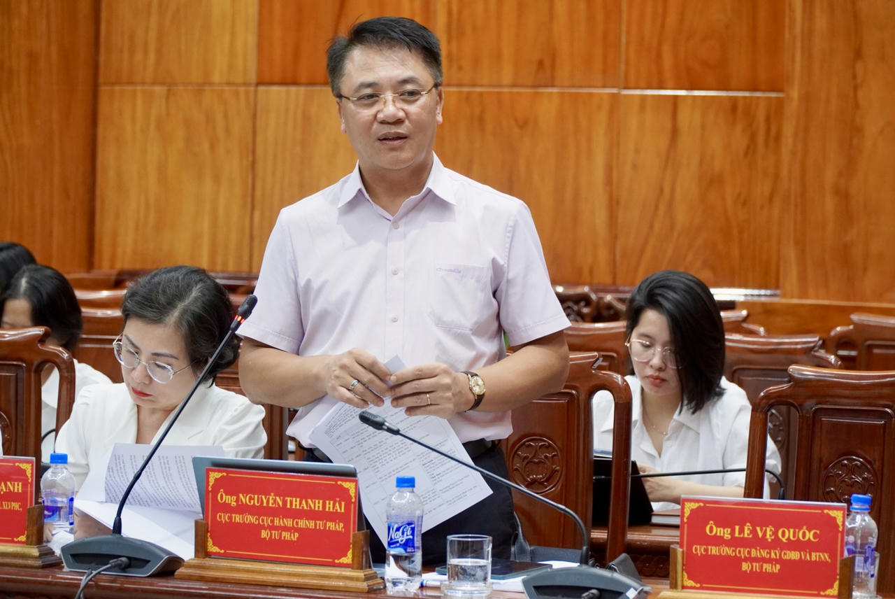 Thứ trưởng Bộ Tư pháp Nguyễn Thanh Ngọc kiểm tra tình hình thực hiện công tác tư pháp tại Đồng Tháp