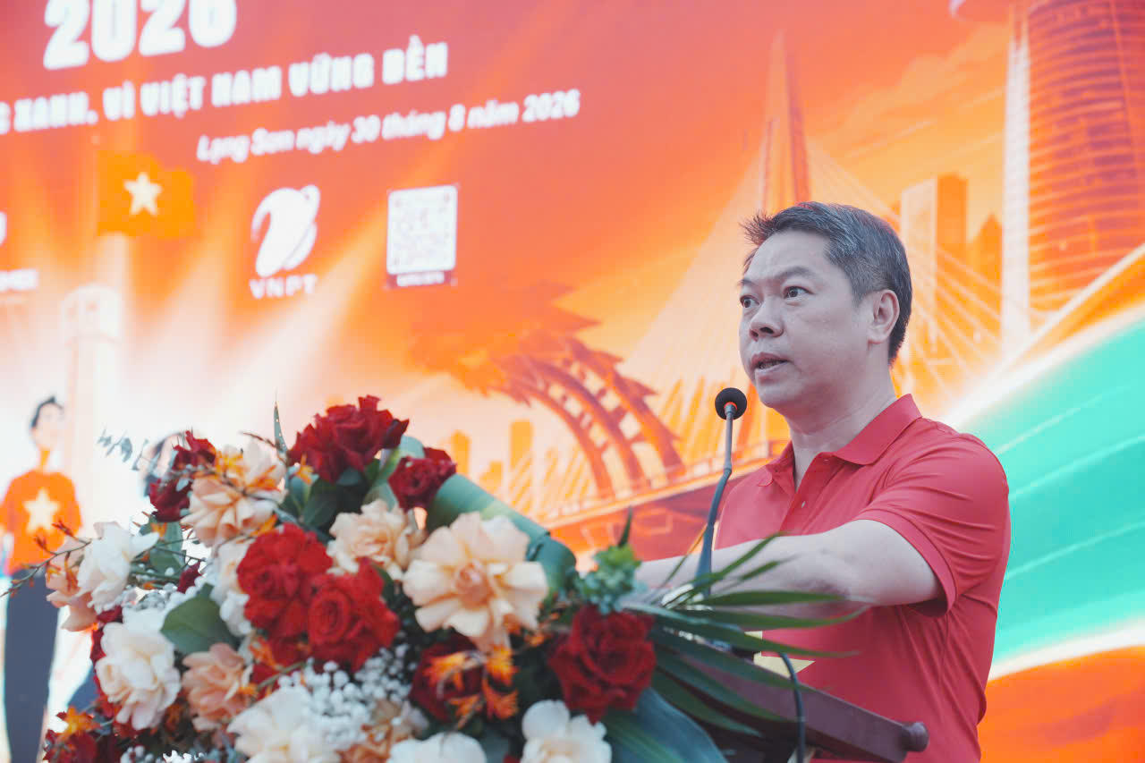 Ph&oacute; Chủ tịch UBND tỉnh Lạng Sơn Đo&agrave;n Thanh Sơn ph&aacute;t biểu tại sự kiện. Ảnh: LS
