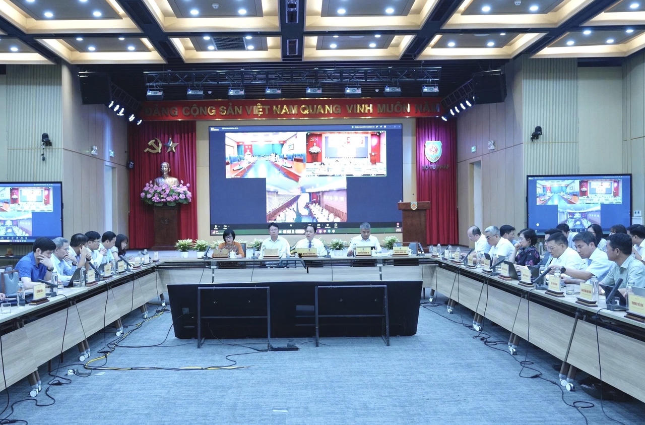 Bộ trưởng Ho&agrave;ng Thanh T&ugrave;ng: Đưa c&aacute;c nghị quyết của Trung ương v&agrave;o cuộc sống bằng nhiệm vụ, sản phẩm cụ thể