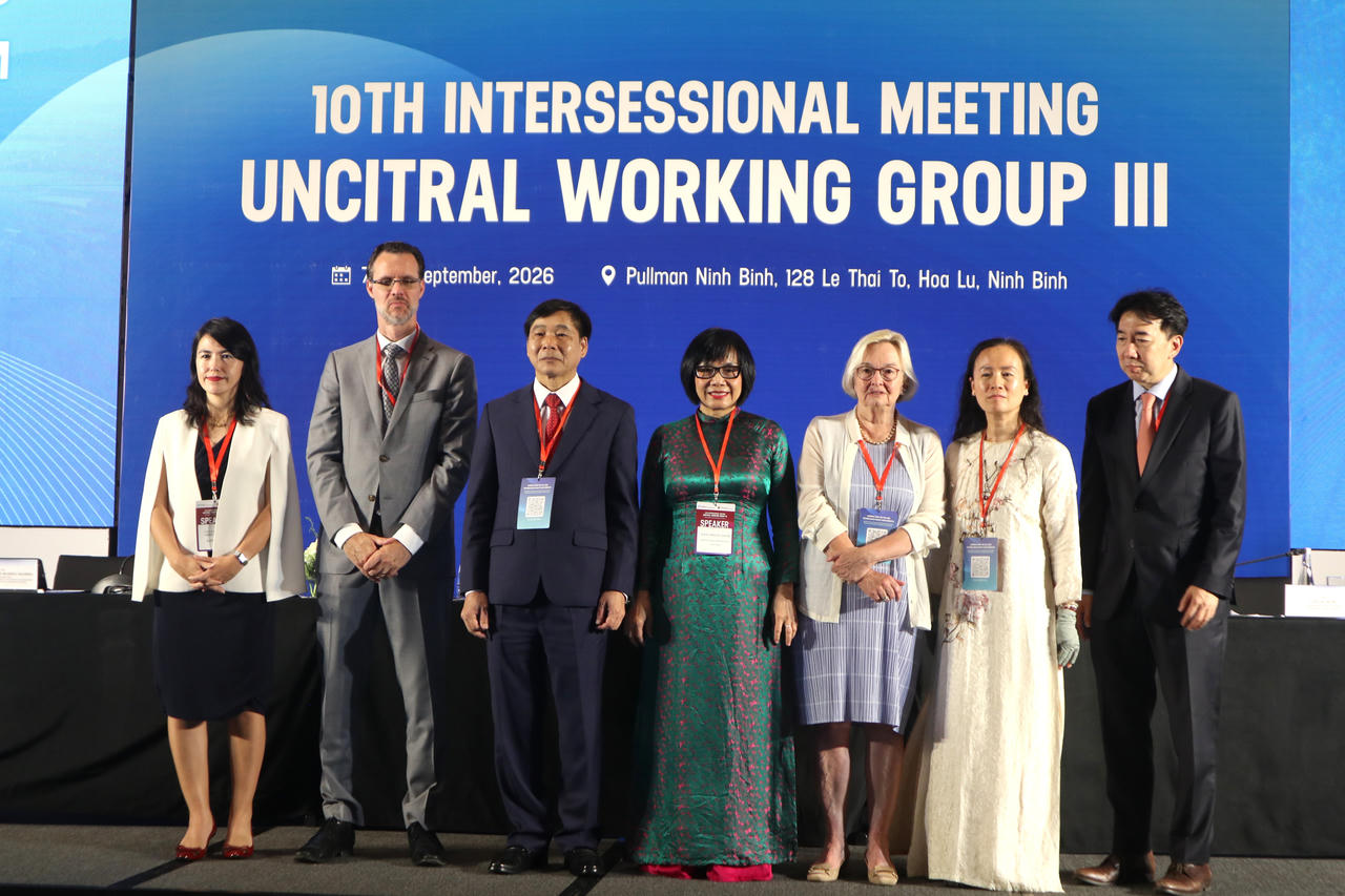 Phiên họp giữa kỳ lần thứ 10 Nhóm Công tác III trong khuôn khổ UNCITRAL diễn ra tại Ninh Bình