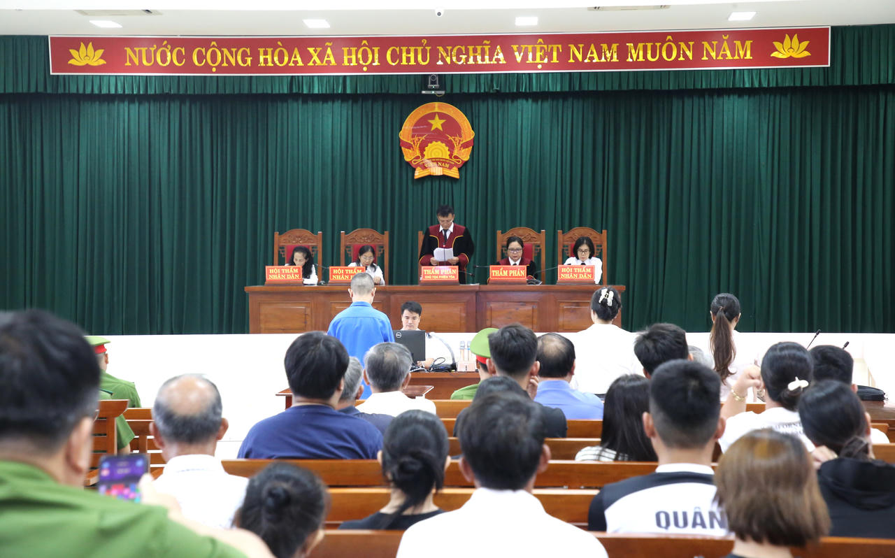 HĐXX tuy&ecirc;n &aacute;n đối với bị c&aacute;o Nguyễn Ngọc Đạo. (Ảnh: M.P)