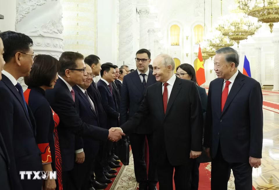 Tổng thống Nga Putin chủ tr&igrave; Lễ đ&oacute;n Tổng B&iacute; thư, Chủ tịch nước T&ocirc; L&acirc;m c&ugrave;ng Phu nh&acirc;n- Ảnh 3.