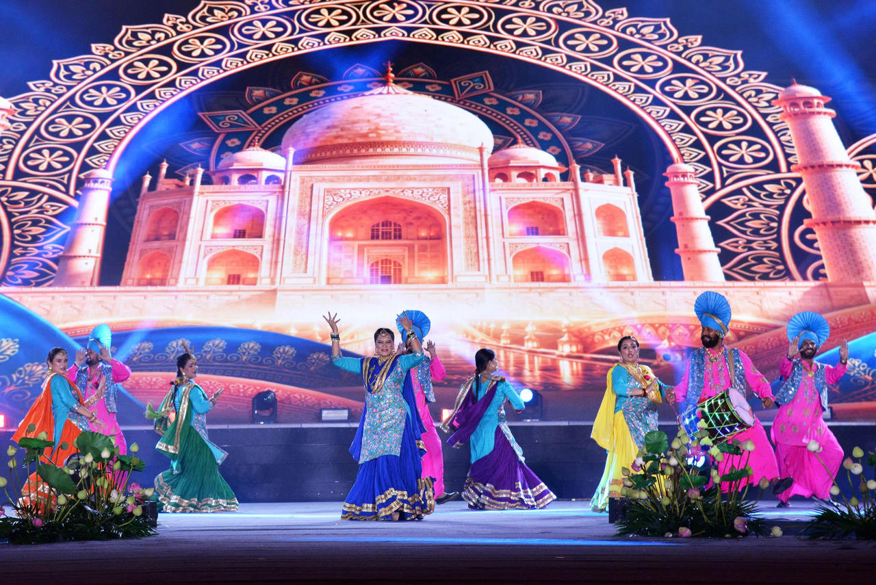 Khai mạc Festival Thăng Long - H&agrave; Nội lần thứ II: Định vị thương hiệu H&agrave; Nội l&agrave; điểm đến 'Văn hiến - Bản sắc - S&aacute;ng tạo - Hội nhập'