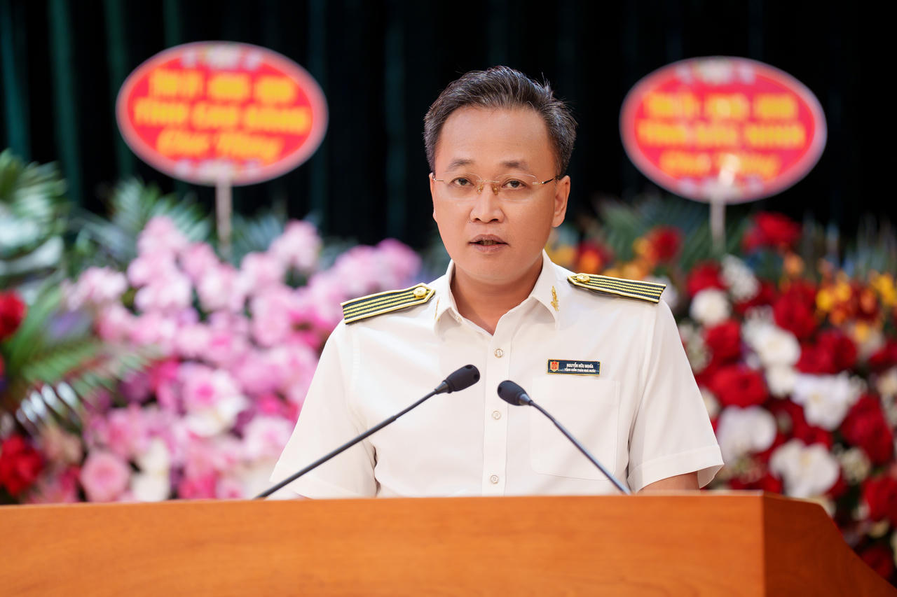 Tổng Kiểm to&aacute;n nh&agrave; nước Nguyễn Hữu Nghĩa ph&aacute;t biểu tại hội nghị.