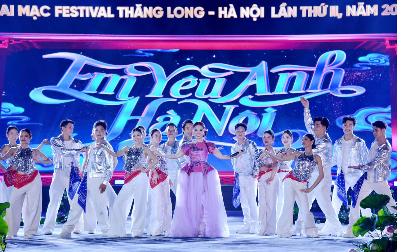 Khai mạc Festival Thăng Long - H&agrave; Nội lần thứ II: Định vị thương hiệu H&agrave; Nội l&agrave; điểm đến 'Văn hiến - Bản sắc - S&aacute;ng tạo - Hội nhập'