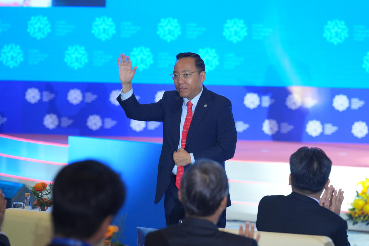 Thứ trưởng Bộ Ngoại giao Nguyễn Ho&agrave;ng Long . Ảnh: BTC