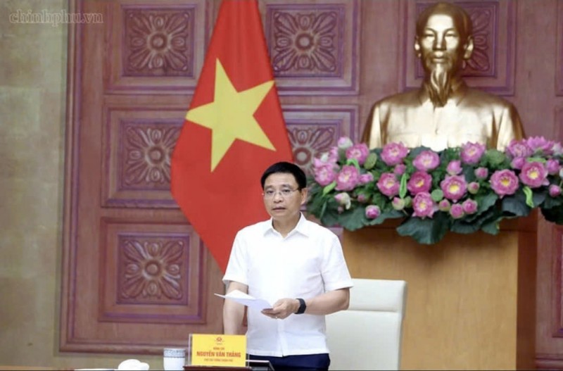 Phó Thủ tướng yêu cầu kiểm soát chặt chẽ giá những tháng cuối năm