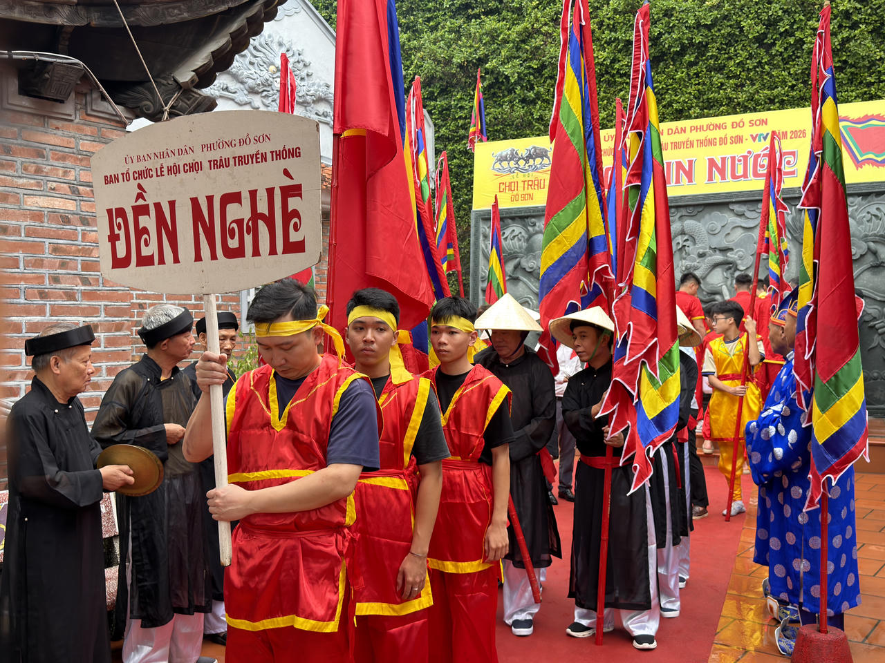 Rước nước - nghi thức linh thiêng trong Lễ hội chọi trâu Đồ Sơn