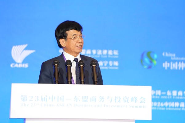 GS.TS. L&ecirc; Hồng Hạnh &ndash; Chủ tịch Trung t&acirc;m Trọng t&agrave;i Quốc tế Việt Nam (VIAC) chia sẻ tại sự kiện