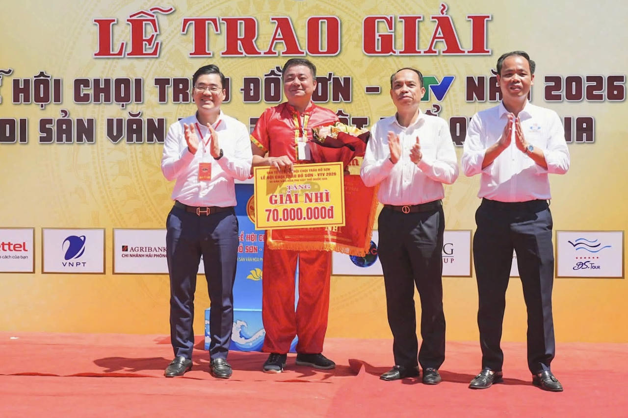 Giải Nh&igrave; thuộc về tr&acirc;u số 21 của &ocirc;ng Ho&agrave;ng Gia Dũng. (Ảnh: Hải Anh)