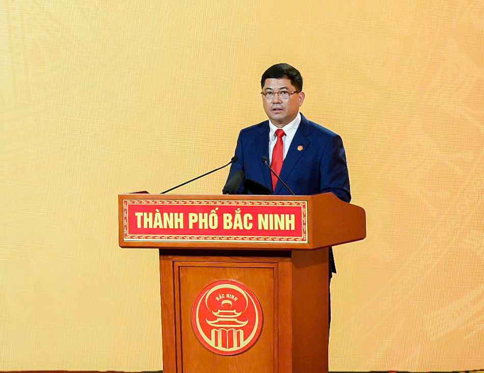 Đồng ch&iacute; Nguyễn Hồng Th&aacute;i - Uỷ vi&ecirc;n Trung ương đảng, B&iacute; thư tỉnh uỷ Bắc Ninh ph&aacute;t biểu. (Ảnh Đ&ocirc;ng Bắc).