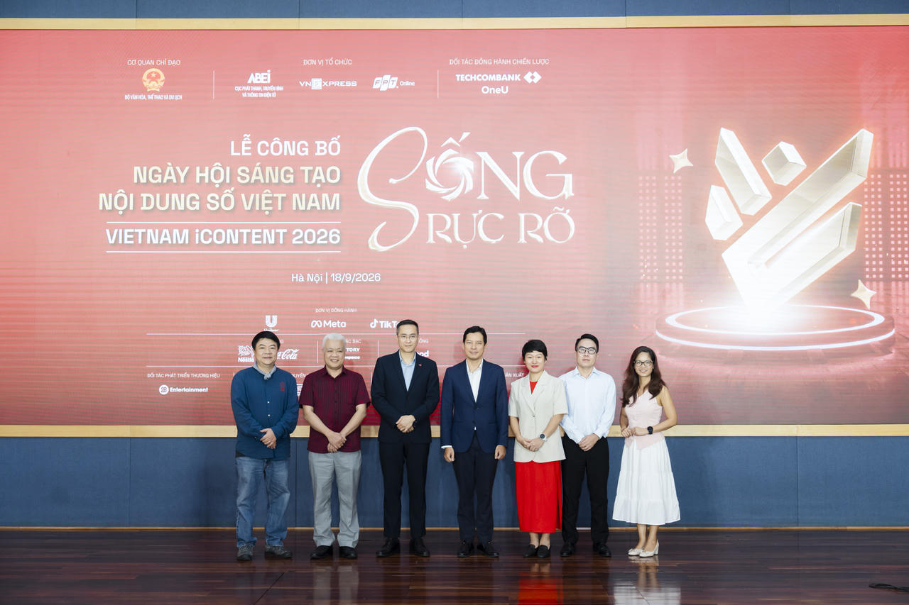 Vietnam iContent như những người trồng hoa tr&ecirc;n kh&ocirc;ng gian mạng
