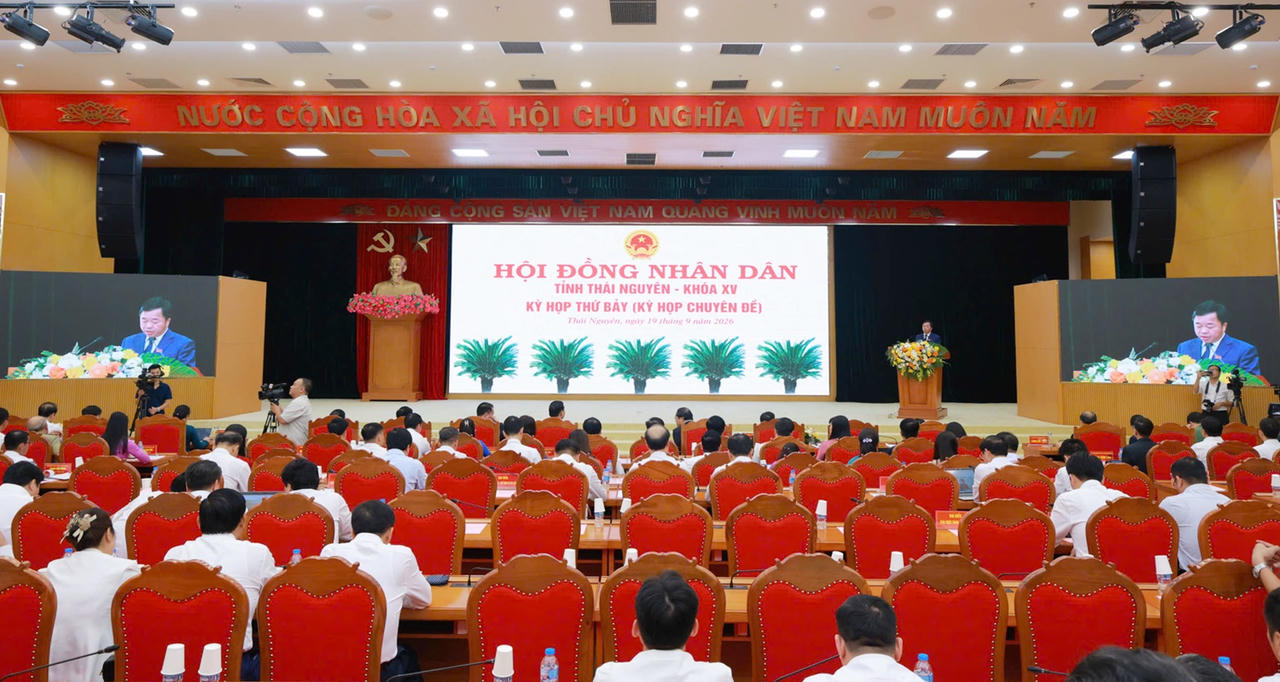 To&agrave;n cảnh kỳ họp