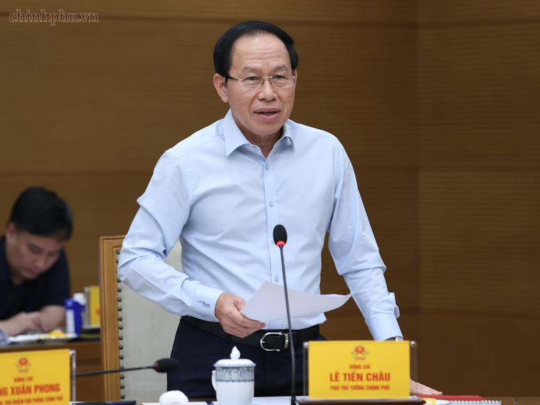 Thủ tướng: L&agrave;m r&otilde; tr&aacute;ch nhiệm, xử l&yacute; nghi&ecirc;m v&agrave; kh&ocirc;ng để t&aacute;i diễn việc thiếu s&aacute;ch gi&aacute;o khoa- Ảnh 3.