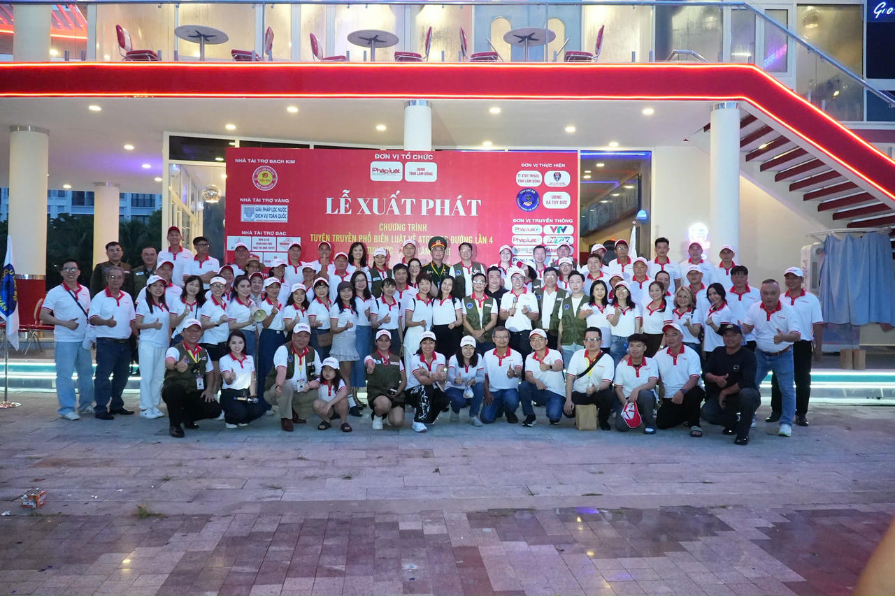 Nhìn lại hành trình Caravan Báo Pháp Luật Việt Nam lần thứ IV: Từ những cung đường đến ánh sáng nơi biên giới