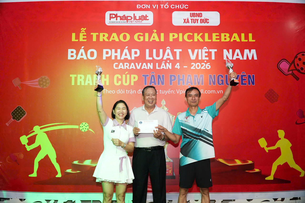 Nhìn lại hành trình Caravan Báo Pháp Luật Việt Nam lần thứ IV: Từ những cung đường đến ánh sáng nơi biên giới