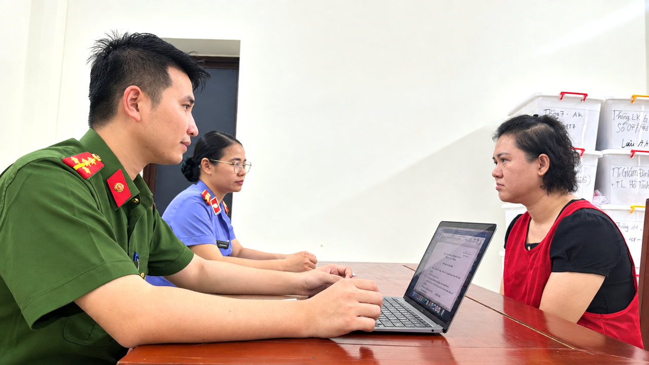 Đối tượng Nguyễn Thanh Phương Tuyền (Ảnh: CA Thanh H&oacute;a).