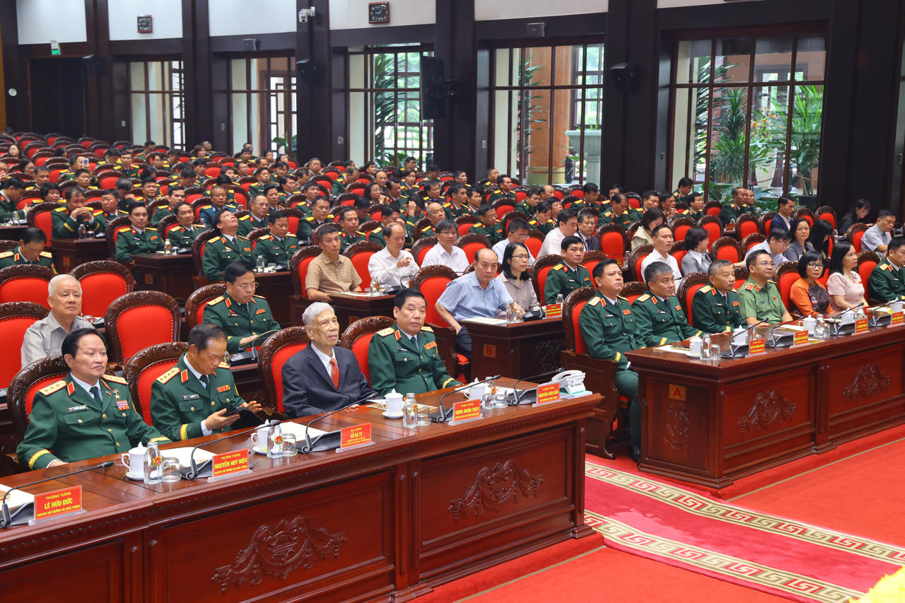 Cục Pháp chế Bộ Quốc phòng đón nhận Huân chương bảo vệ Tổ quốc Hạng Ba