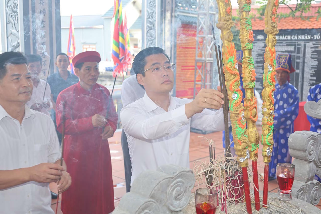 Lễ Tống Thần khép lại mùa hội Chọi trâu Đồ Sơn 2026