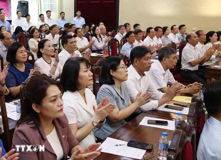 Tổng B&iacute; thư, Chủ tịch nước T&ocirc; L&acirc;m: Thủ đ&ocirc; kh&ocirc;ng chỉ ph&aacute;t triển nhanh m&agrave; phải c&oacute; chất lượng, bản sắc v&agrave; ng&agrave;y c&agrave;ng đ&aacute;ng sống- Ảnh 4.