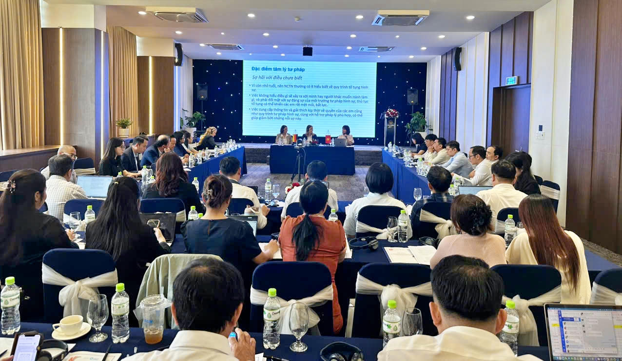 To&agrave;n cảnh hội thảo tại TP HCM. Ảnh: HPT