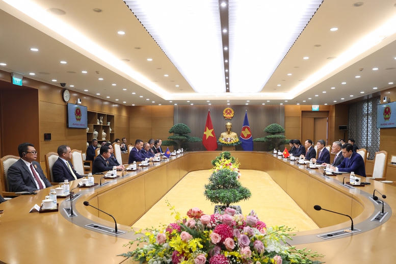 Thủ tướng tiếp đo&agrave;n l&atilde;nh đạo cơ quan thực thi ph&aacute;p luật c&aacute;c nước ASEAN- Ảnh 6.
