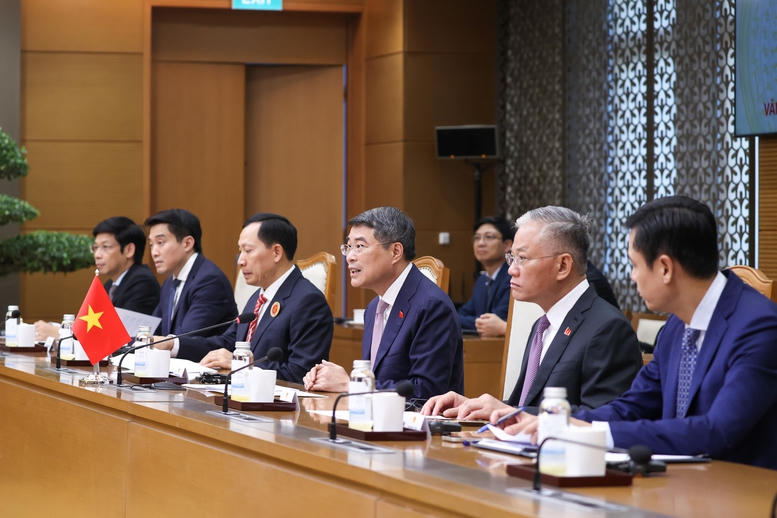 Thủ tướng tiếp đo&agrave;n l&atilde;nh đạo cơ quan thực thi ph&aacute;p luật c&aacute;c nước ASEAN- Ảnh 3.
