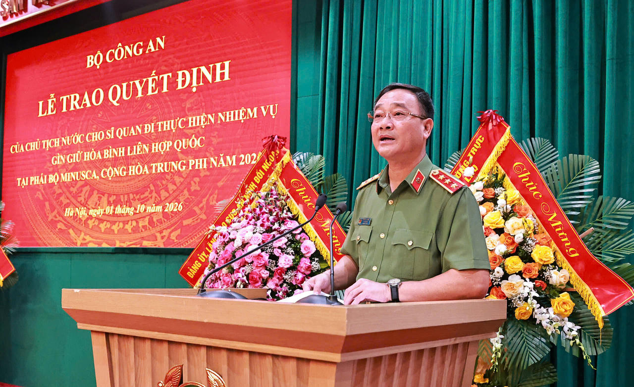 Thứ trưởng Phạm Thế T&ugrave;ng ph&aacute;t biểu tại buổi lễ (Ảnh: LL GGHB cung cấp)