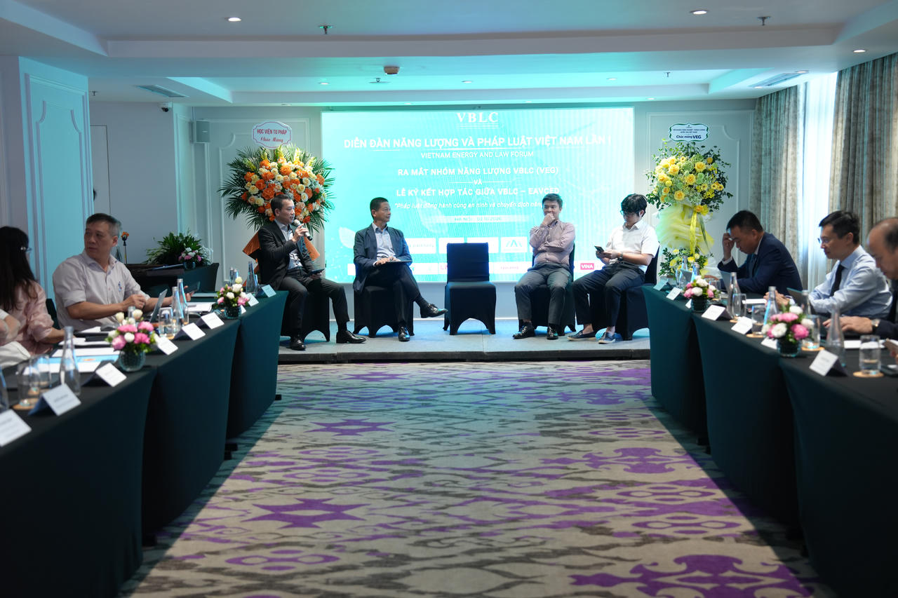Tọa đ&agrave;m &ldquo;Ph&aacute;t triển ng&agrave;nh điện Việt Nam trong giai đoạn mới &ndash; ch&iacute;nh s&aacute;ch, thị trường v&agrave; thực tiễn triển khai&rdquo;