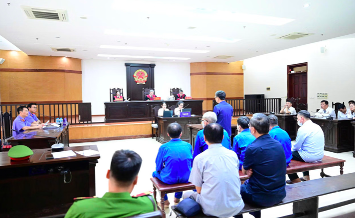 C&aacute;c bị c&aacute;o trong phi&ecirc;n t&ograve;a ph&uacute;c thẩm. Ảnh: H.M