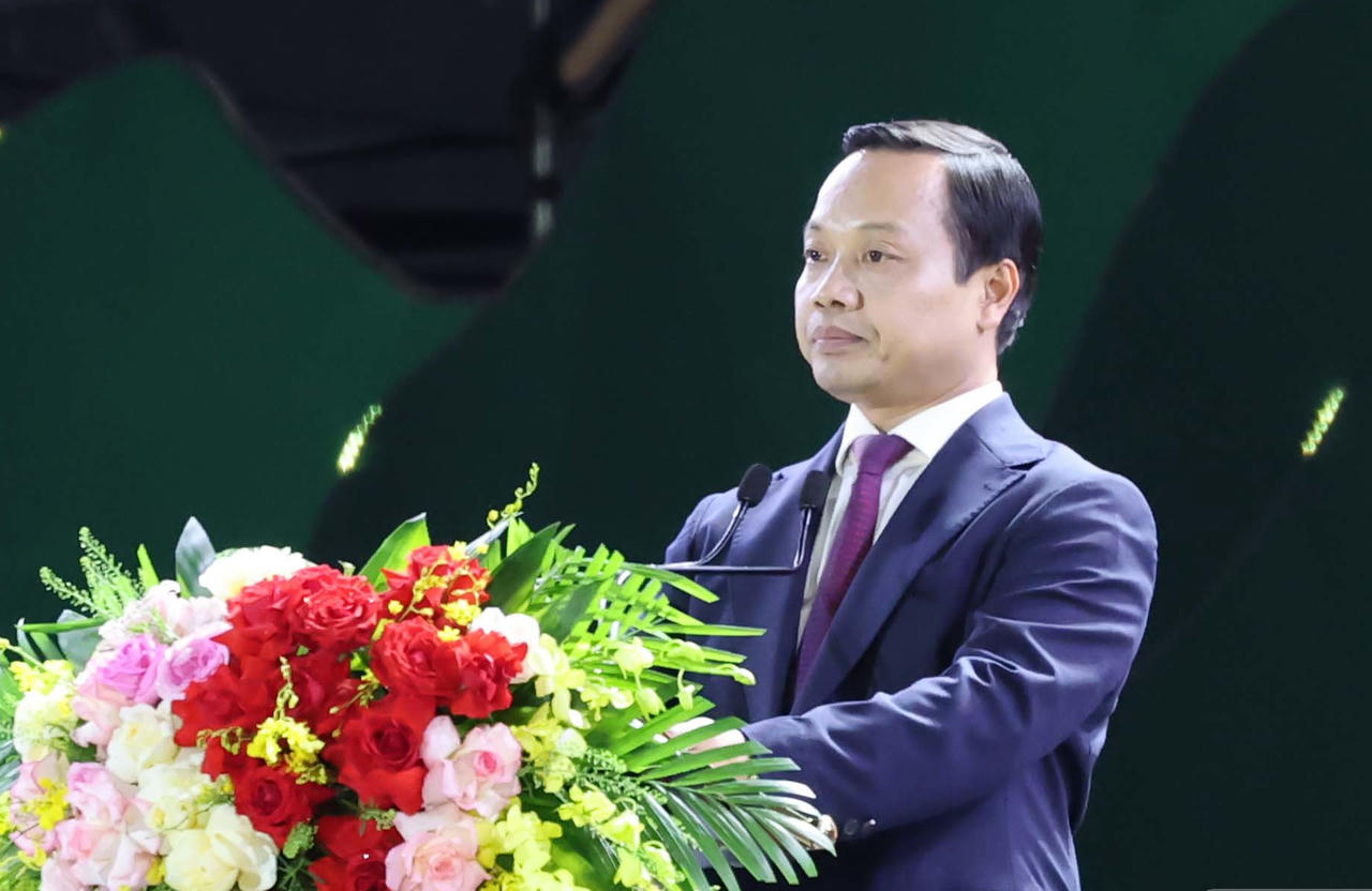 B&iacute; thư Tỉnh ủy Trần Tiến Dũng ph&aacute;t biểu ch&agrave;o mừng tại lễ khai mạc (Ảnh: CTV).