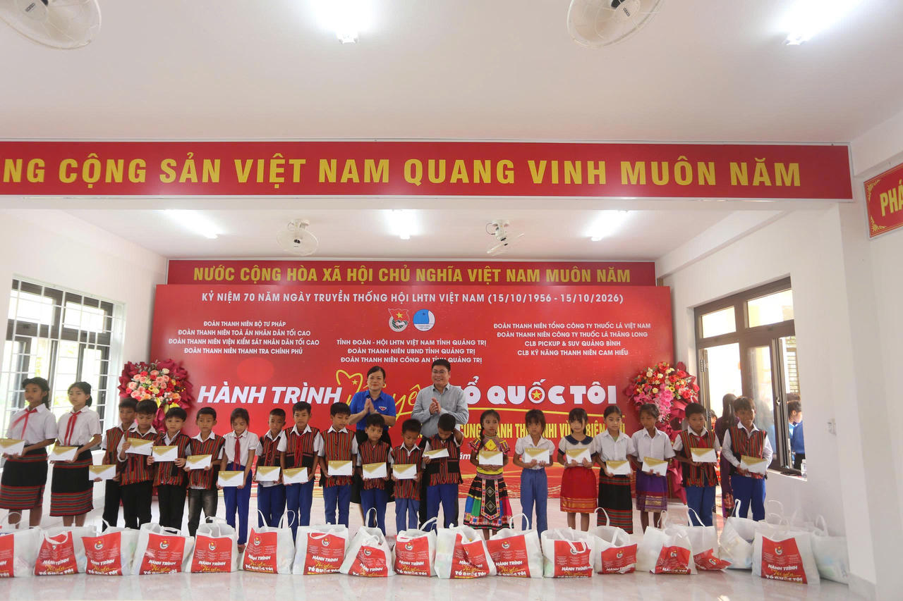 Tuổi trẻ Bộ Tư pháp đồng hành cùng thanh thiếu nhi vùng biên giới xã Lìa, Quảng Trị