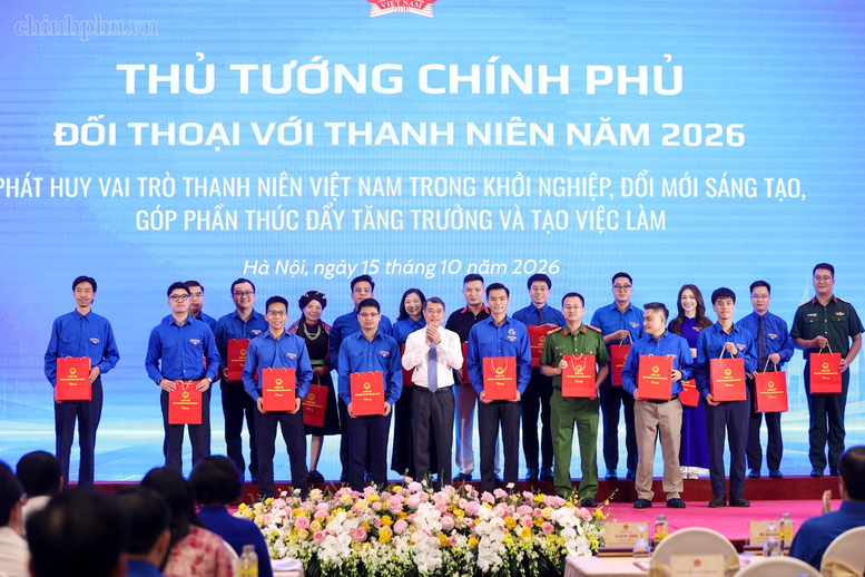 Thủ tướng L&ecirc; Minh Hưng: Cả hệ thống ch&iacute;nh trị đặt trọn niềm tin v&agrave; tạo mọi điều kiện thuận lợi nhất cho thanh ni&ecirc;n- Ảnh 9.