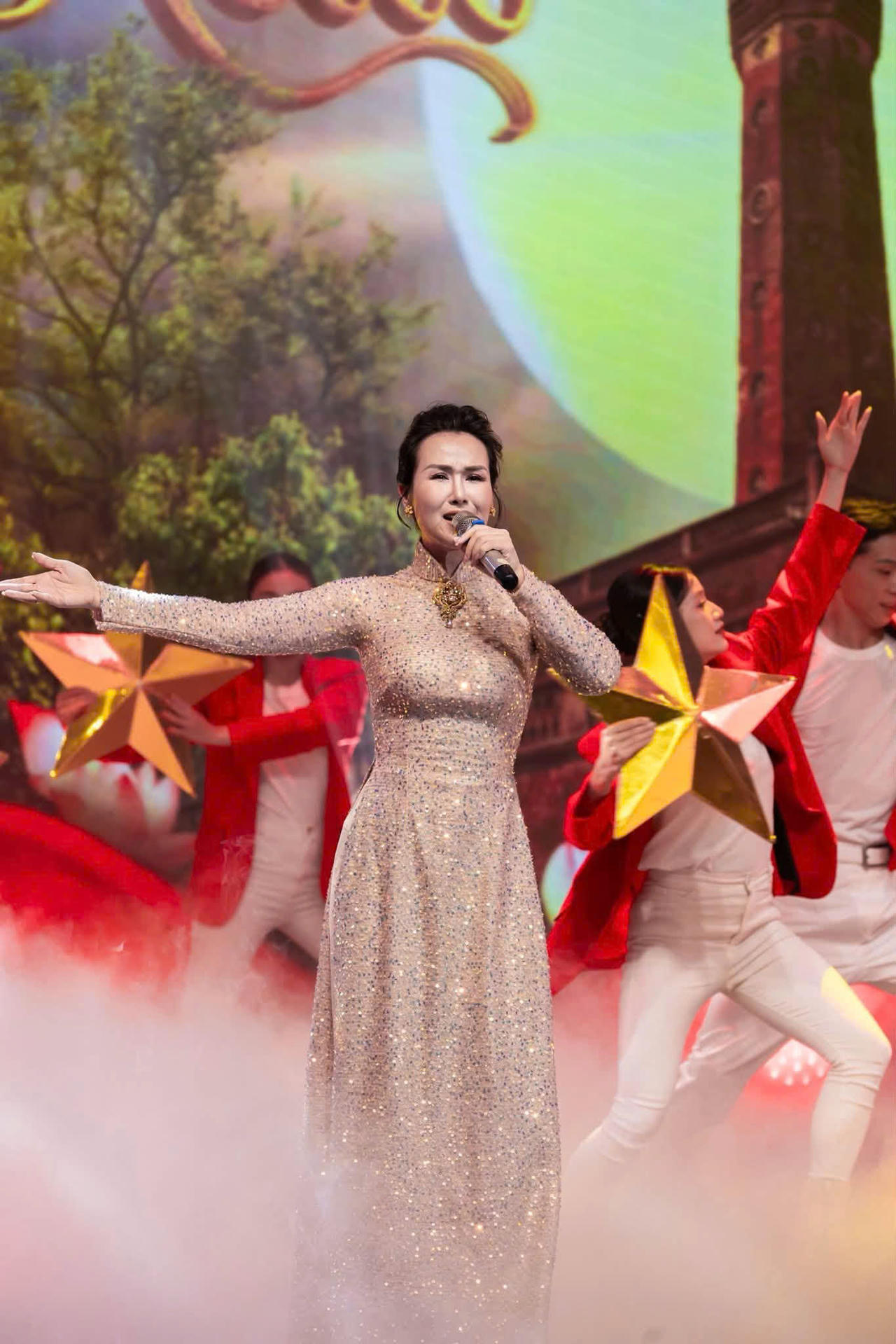 Ca sĩ V&otilde; Hạ Tr&acirc;m  sẽ tham gia concert quốc gia &ldquo;Tự h&agrave;o l&agrave; người Việt Nam&rdquo; (Ảnh: BTC).