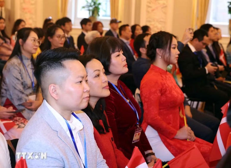 Tổng B&iacute; thư, Chủ tịch nước T&ocirc; L&acirc;m: Đảng, Nh&agrave; nước rất cần sự chung tay, g&oacute;p sức của đồng b&agrave;o ở nước ngo&agrave;i- Ảnh 6.